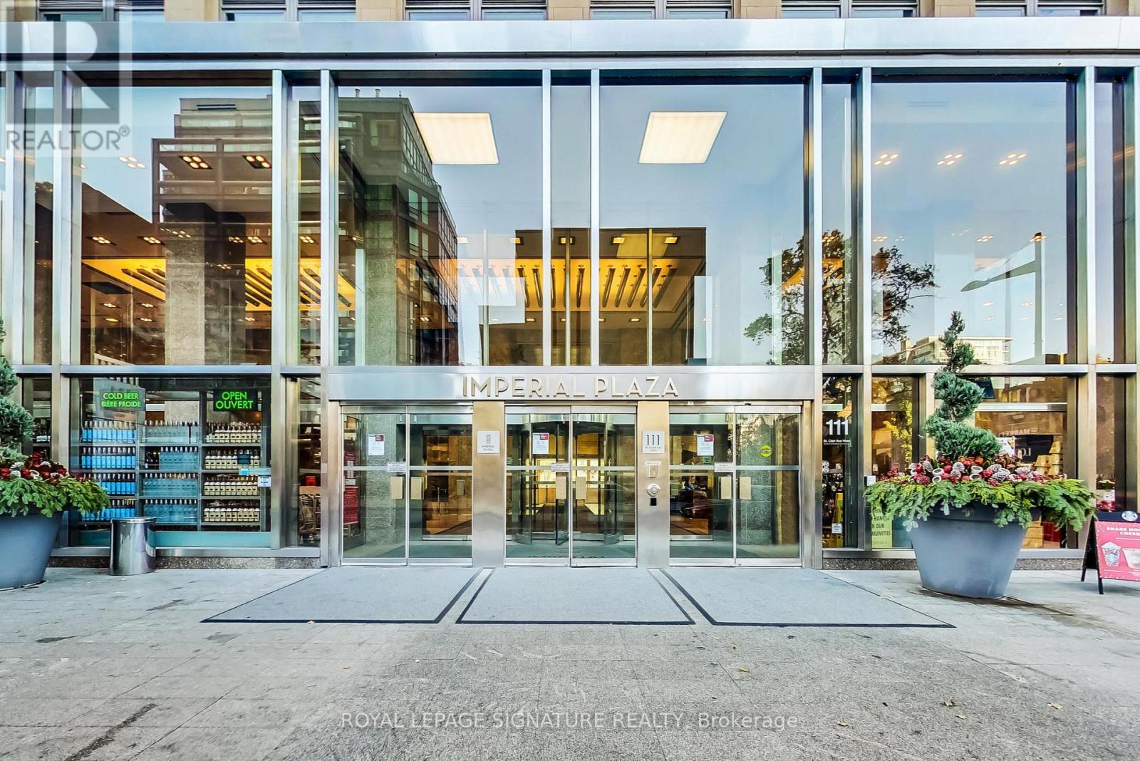 1826 - 111 St Clair Avenue W, Toronto (Yonge-St. Clair), Ontario  M4V 1N5 - Photo 36 - C13009794