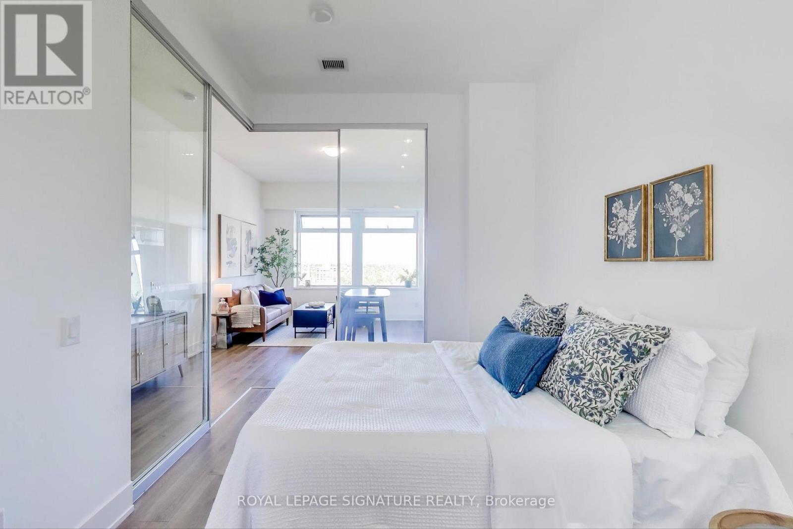 1826 - 111 St Clair Avenue W, Toronto (Yonge-St. Clair), Ontario  M4V 1N5 - Photo 7 - C13009794