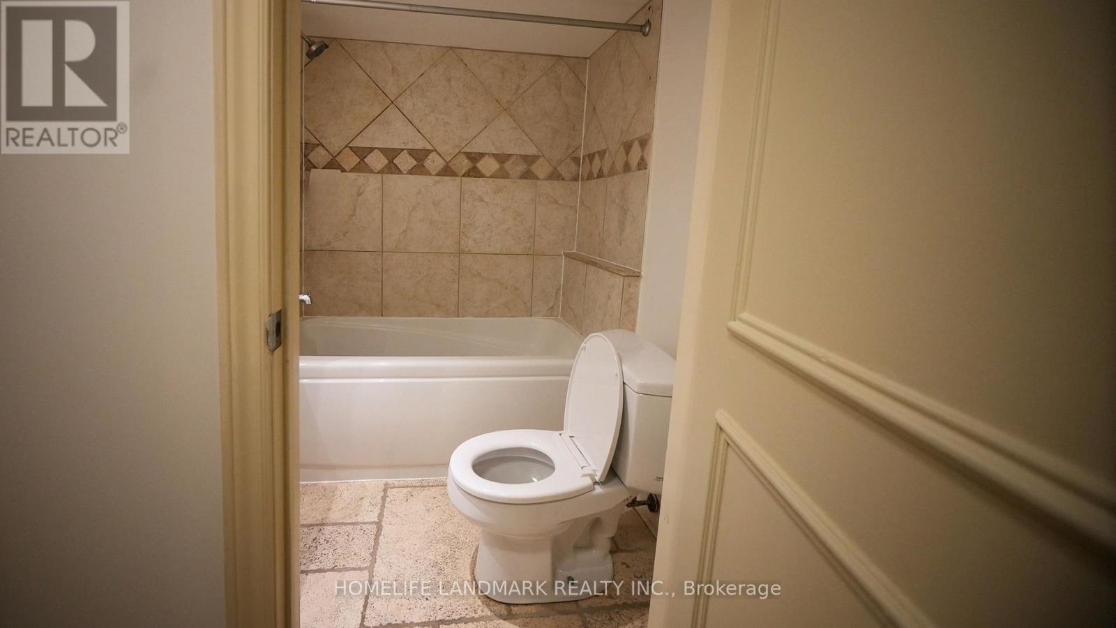 138 Newton Drive, Toronto, Ontario  M2M 2N3 - Photo 38 - C13009818