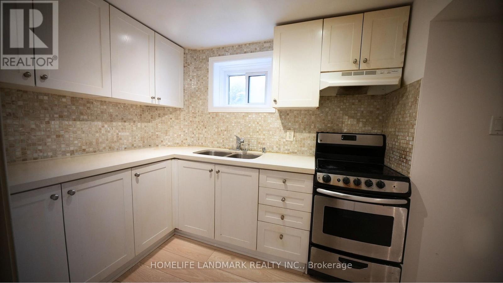 138 Newton Drive, Toronto, Ontario  M2M 2N3 - Photo 44 - C13009818