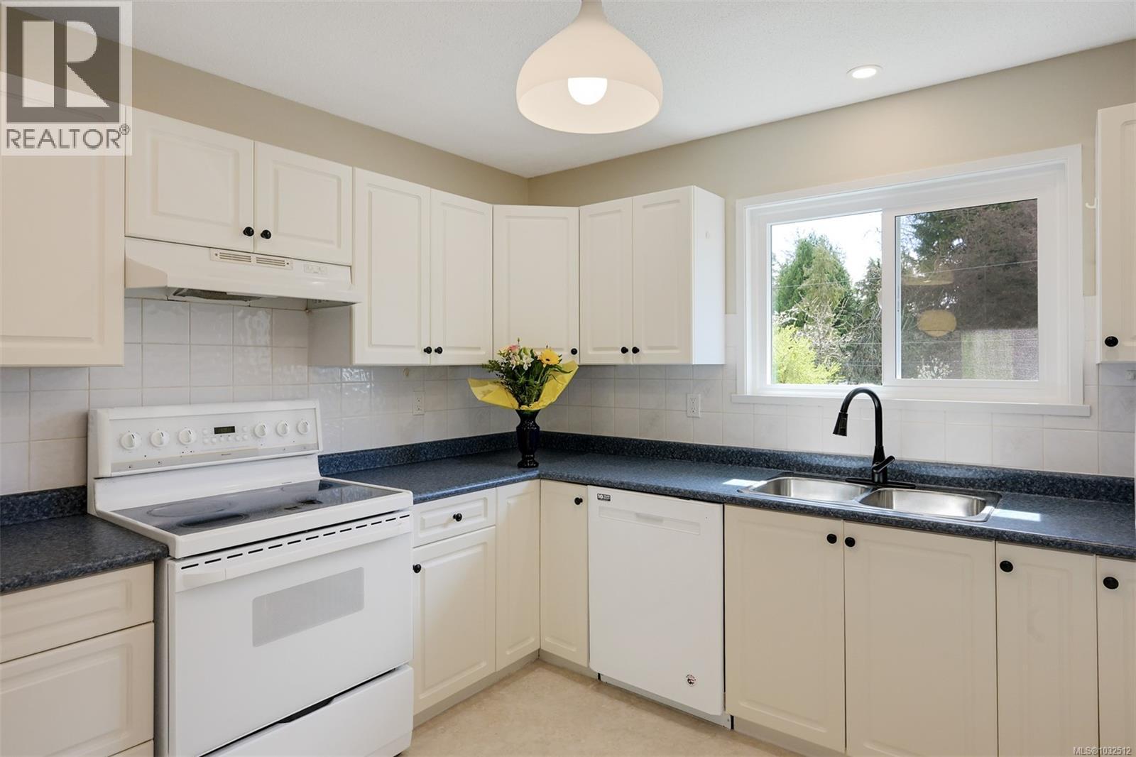 9 1917 Kaltasin Rd, Sooke, British Columbia  V9Z 0B4 - Photo 23 - 1032512