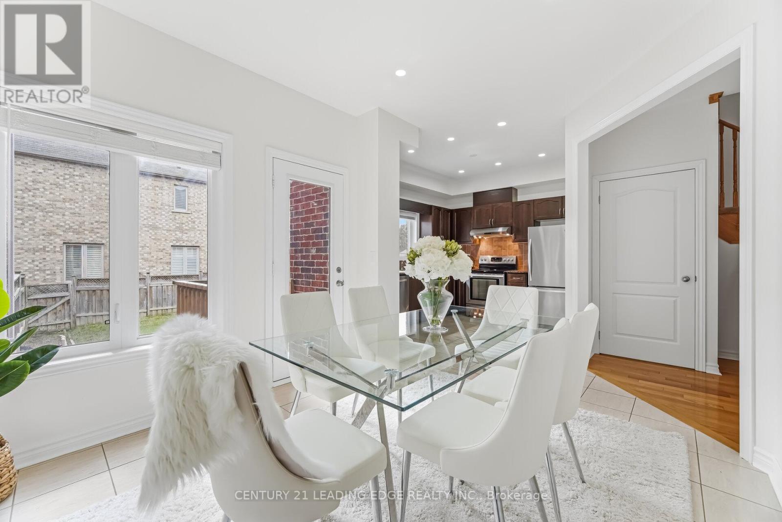 4 Moores Court, Markham, Ontario  L6B 0V7 - Photo 13 - N13009824