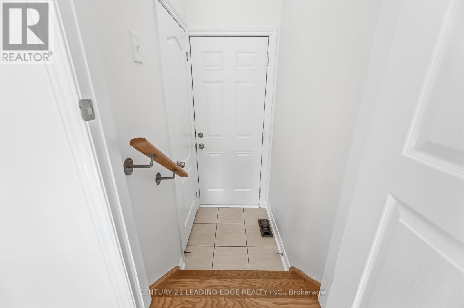 4 Moores Court, Markham, Ontario  L6B 0V7 - Photo 19 - N13009824