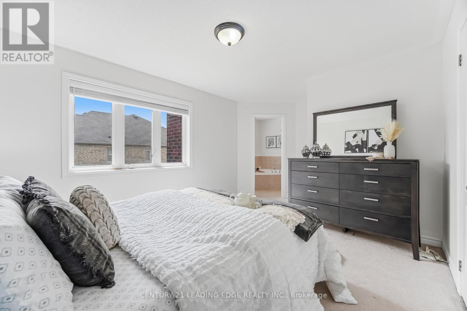 4 Moores Court, Markham, Ontario  L6B 0V7 - Photo 24 - N13009824