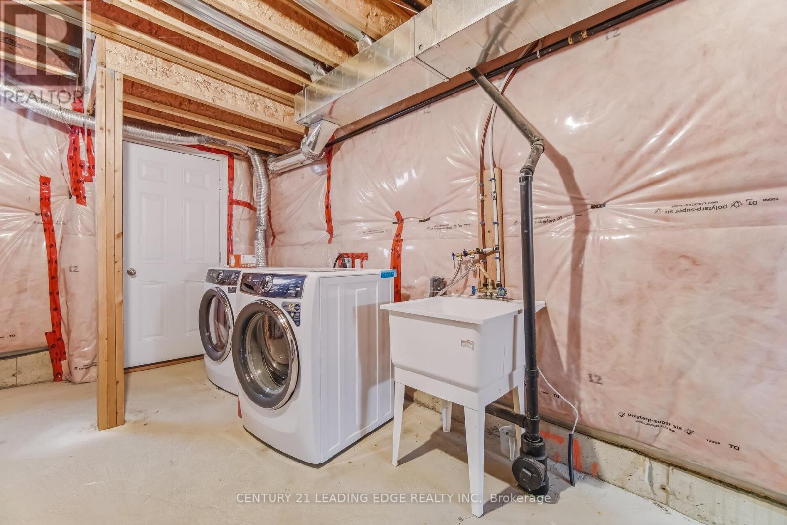 4 Moores Court, Markham, Ontario  L6B 0V7 - Photo 35 - N13009824