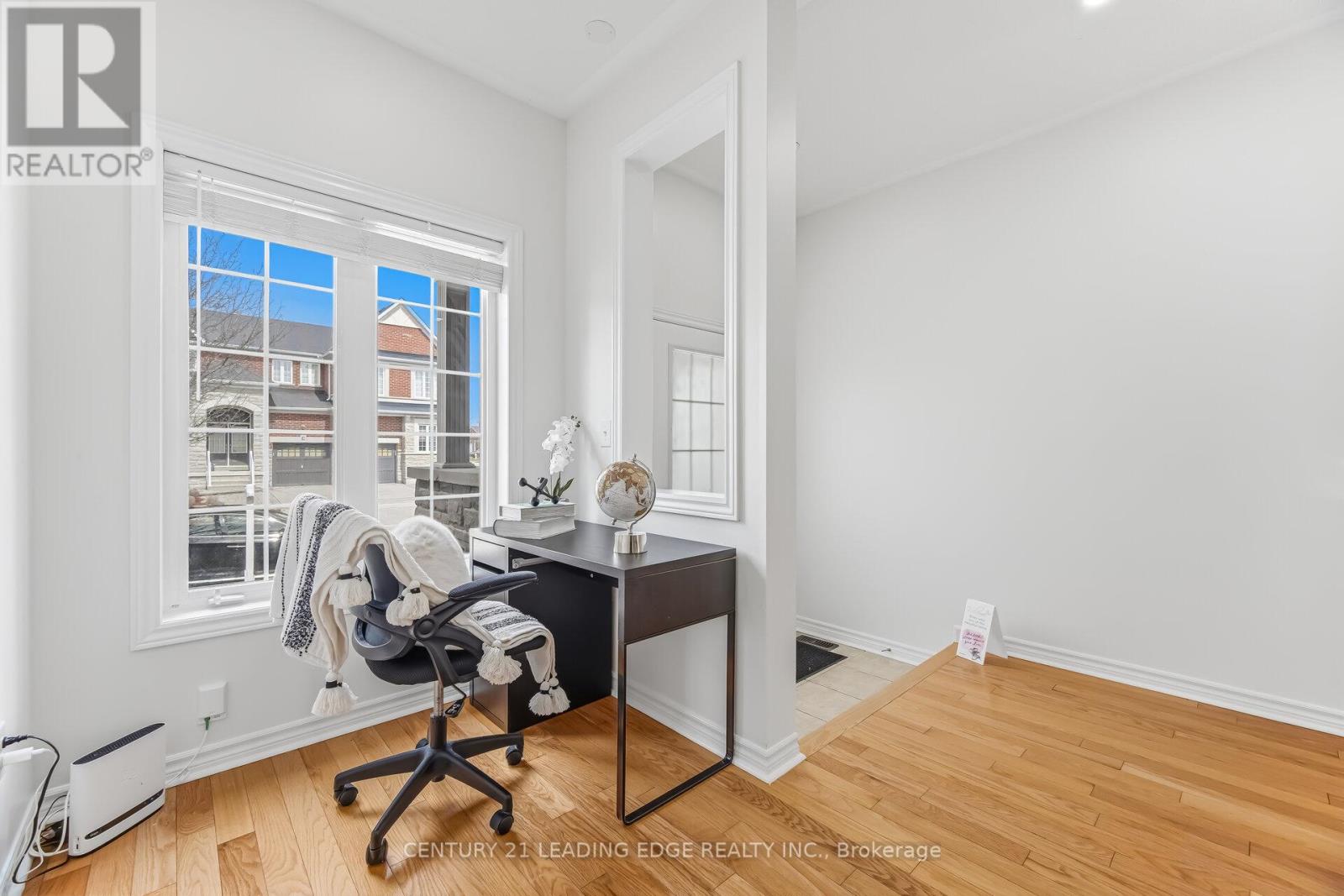 4 Moores Court, Markham, Ontario  L6B 0V7 - Photo 7 - N13009824