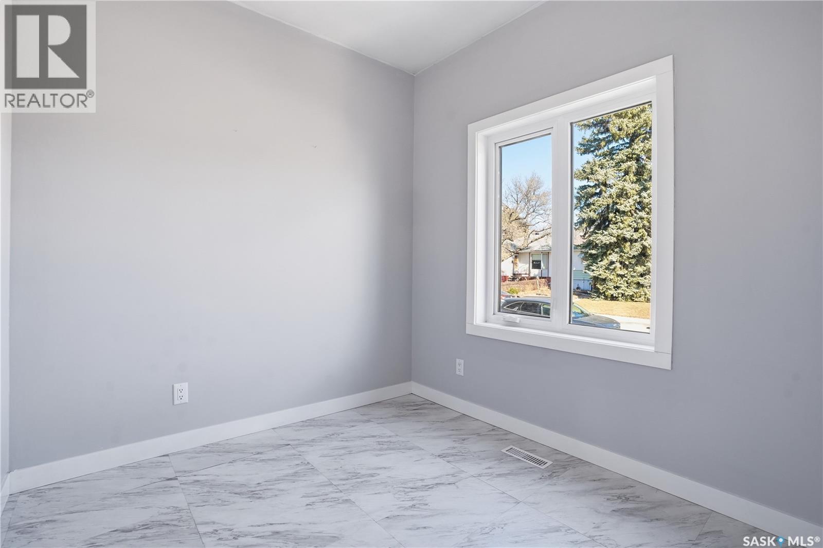 2168 Wascana Street, Regina, Saskatchewan  S4T 4J9 - Photo 20 - SK033045