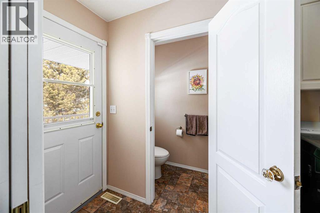 38472 Range Road 20, Rural Red Deer County, Alberta  T4E 2L6 - Photo 13 - A2300224