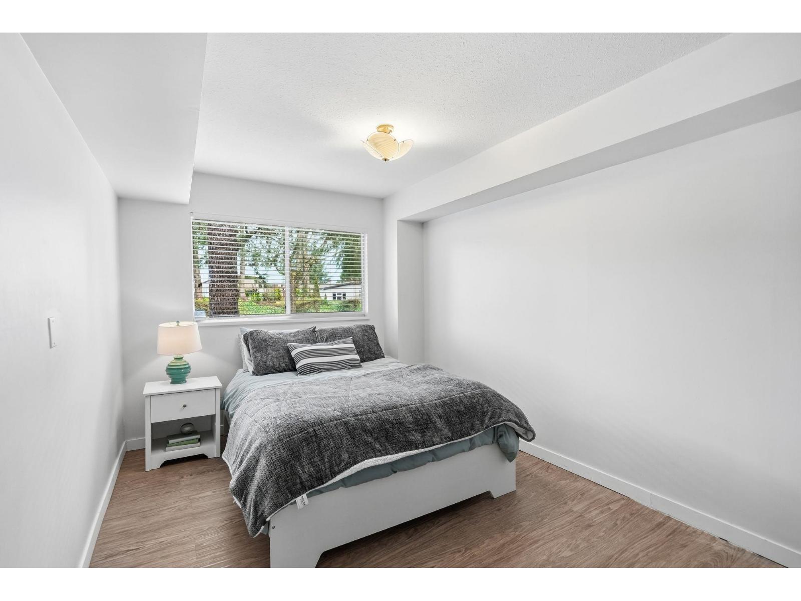 15848 20 Avenue, Surrey, British Columbia  V4A 2B2 - Photo 13 - R3112556