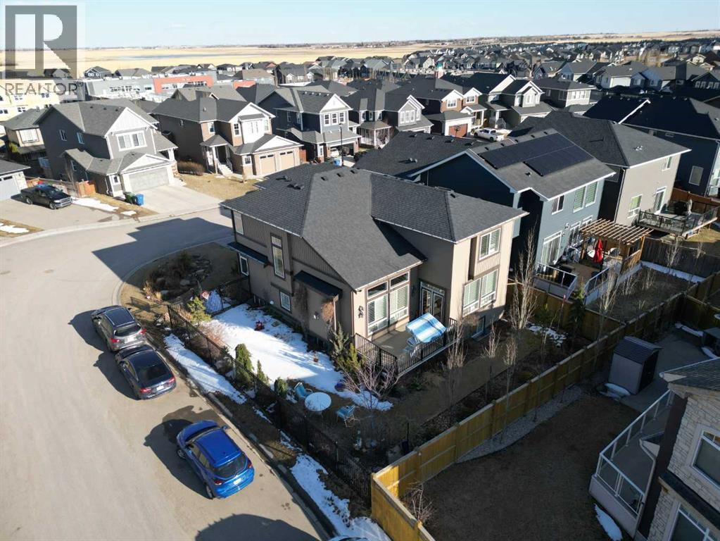 129 Kinniburgh Gardens, Chestermere, Alberta  T1X 0R7 - Photo 47 - A2301272