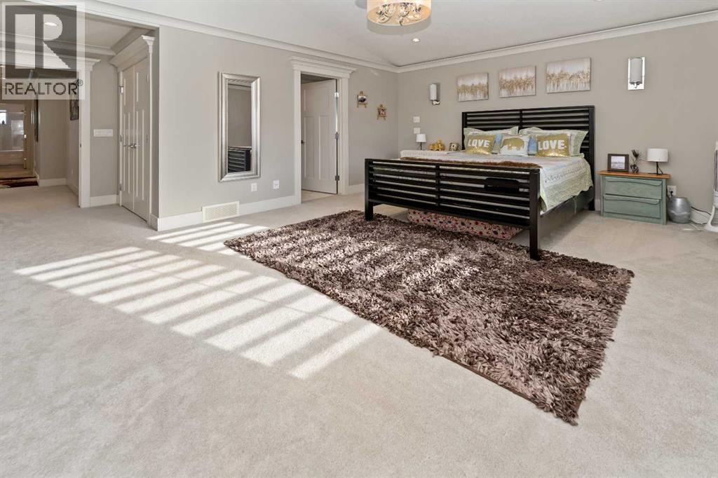 129 Kinniburgh Gardens, Chestermere, Alberta  T1X 0R7 - Photo 23 - A2301272