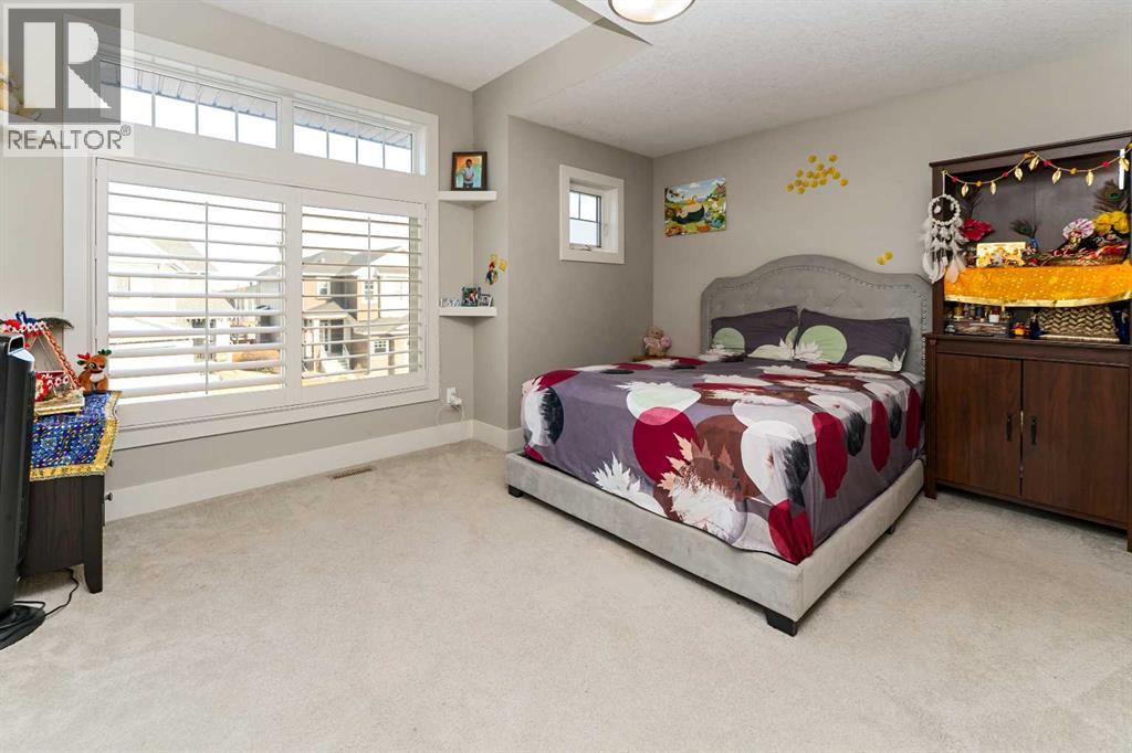 129 Kinniburgh Gardens, Chestermere, Alberta  T1X 0R7 - Photo 30 - A2301272