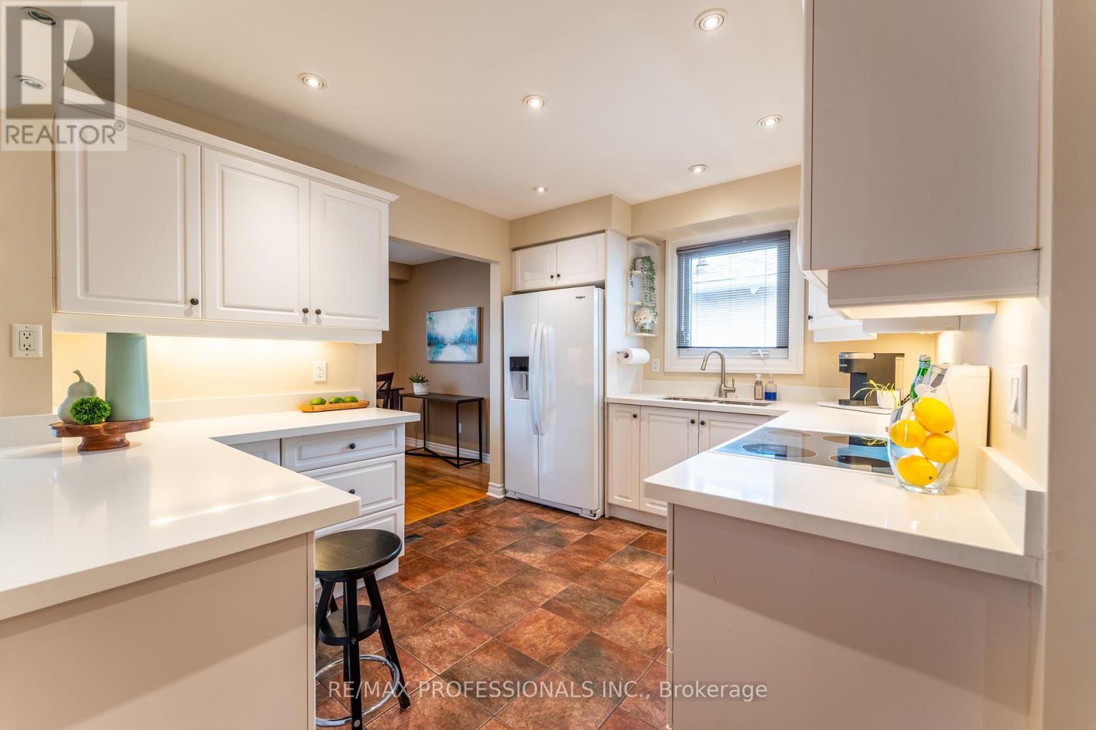 2605 Lundene Road, Mississauga, Ontario  L5J 3Y8 - Photo 12 - W13009782