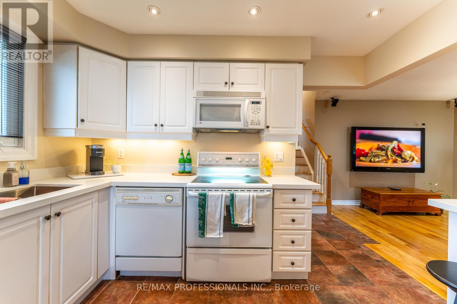 2605 Lundene Road, Mississauga, Ontario  L5J 3Y8 - Photo 14 - W13009782