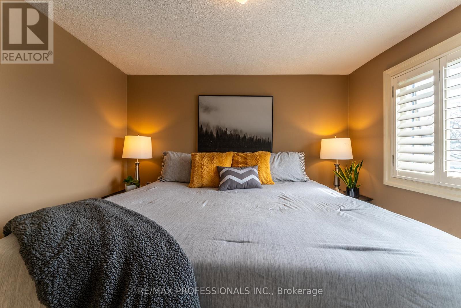 2605 Lundene Road, Mississauga, Ontario  L5J 3Y8 - Photo 25 - W13009782