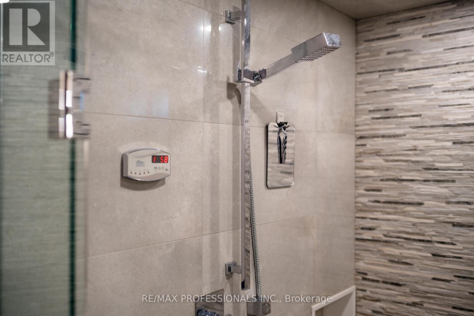 2605 Lundene Road, Mississauga, Ontario  L5J 3Y8 - Photo 35 - W13009782