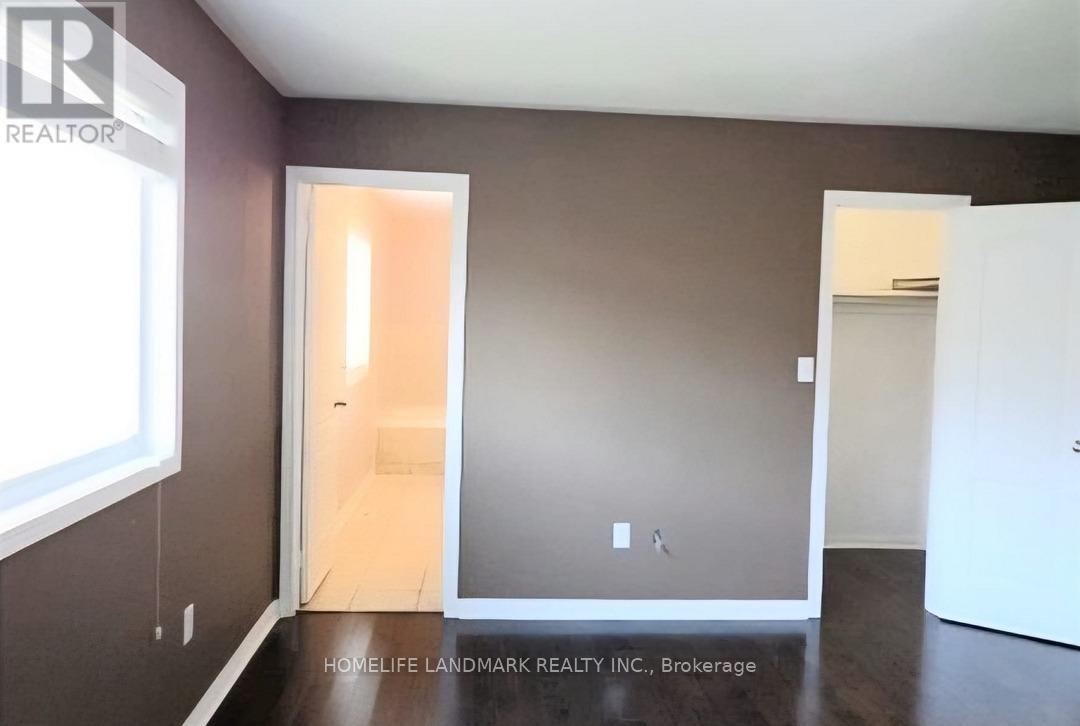 19 Wetmeadow Drive, Brampton, Ontario  L7A 2T6 - Photo 7 - W13009788