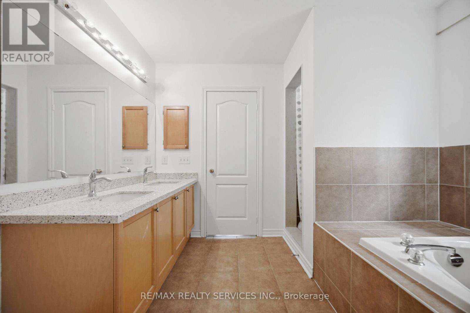 56 Iron Block Drive, Brampton, Ontario  L7A 0J1 - Photo 30 - W13009796