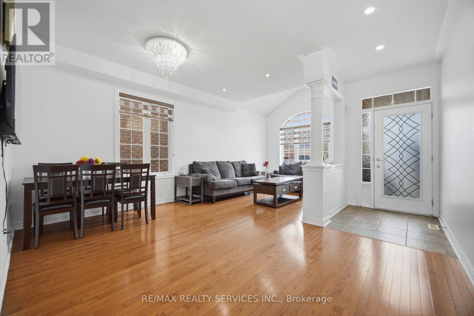 56 Iron Block Drive, Brampton, Ontario  L7A 0J1 - Photo 6 - W13009796