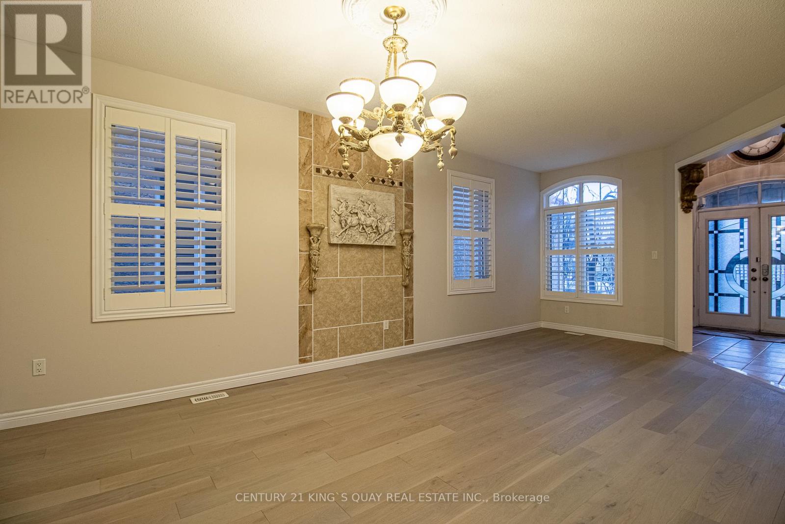 6 Messina Avenue, Brampton, Ontario  L6Y 0M6 - Photo 10 - W13009830