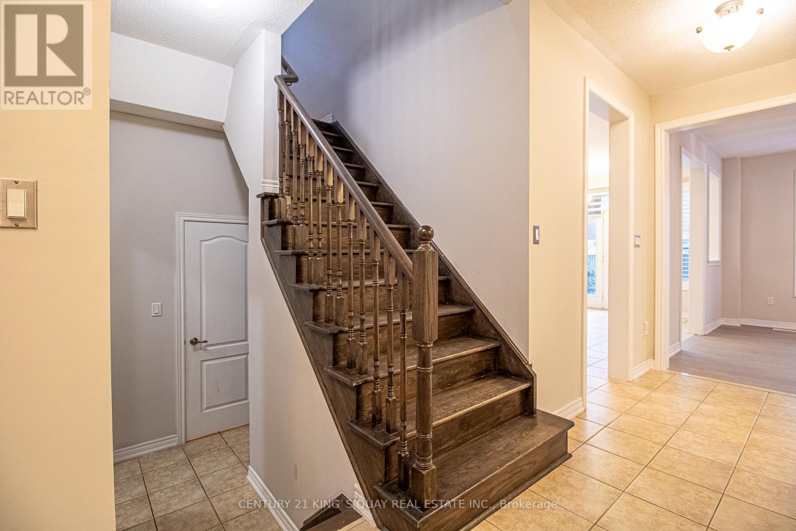 6 Messina Avenue, Brampton, Ontario  L6Y 0M6 - Photo 12 - W13009830