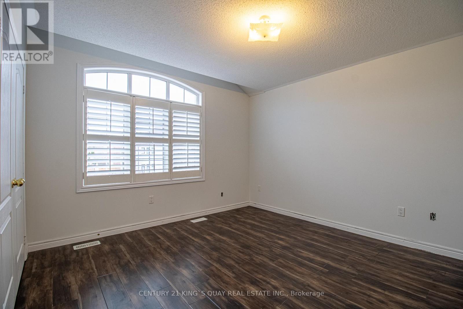 6 Messina Avenue, Brampton, Ontario  L6Y 0M6 - Photo 25 - W13009830