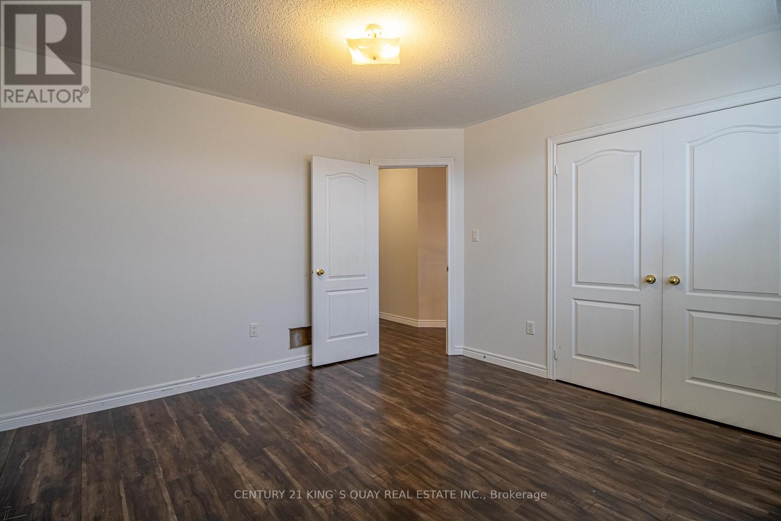 6 Messina Avenue, Brampton, Ontario  L6Y 0M6 - Photo 27 - W13009830