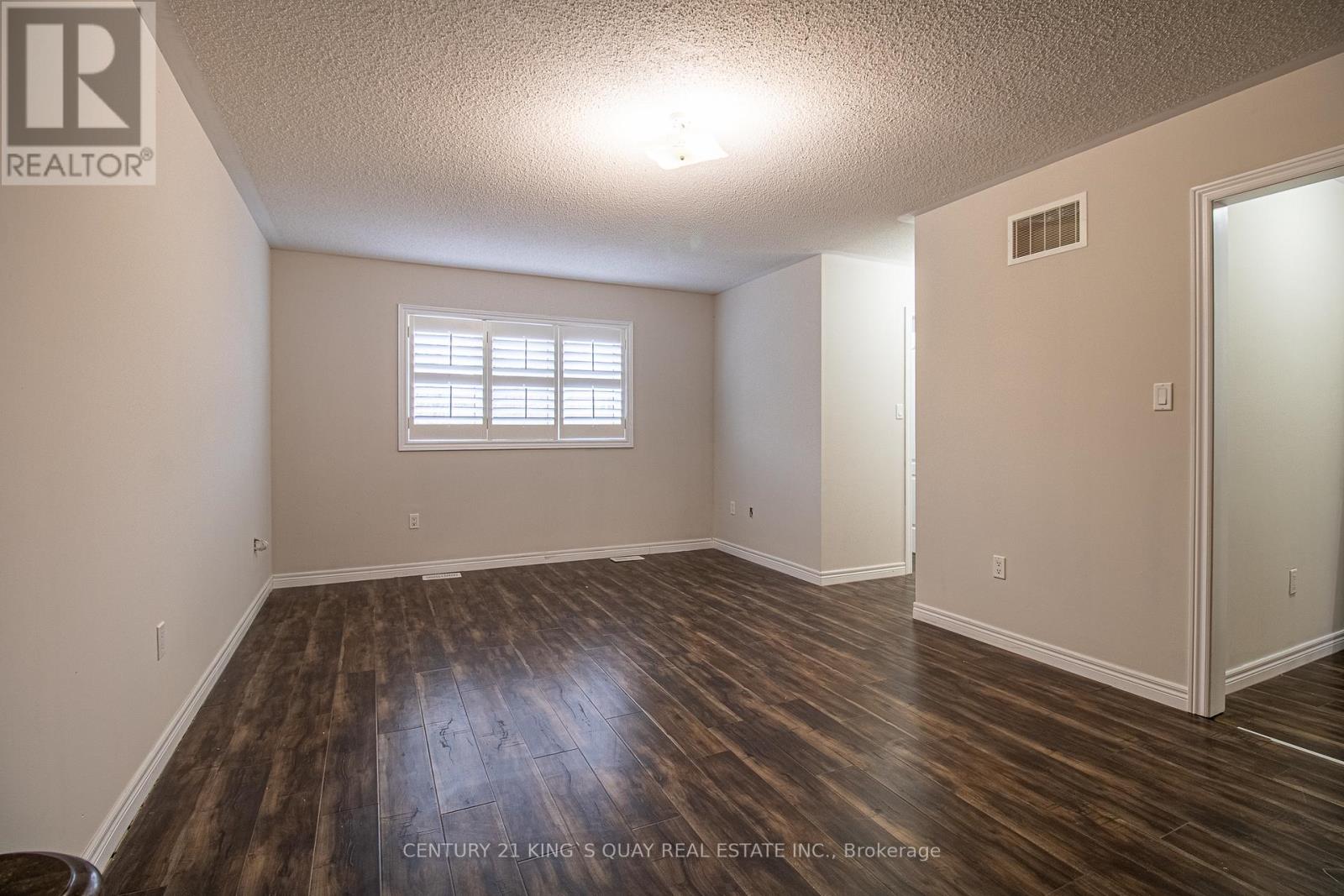 6 Messina Avenue, Brampton, Ontario  L6Y 0M6 - Photo 39 - W13009830