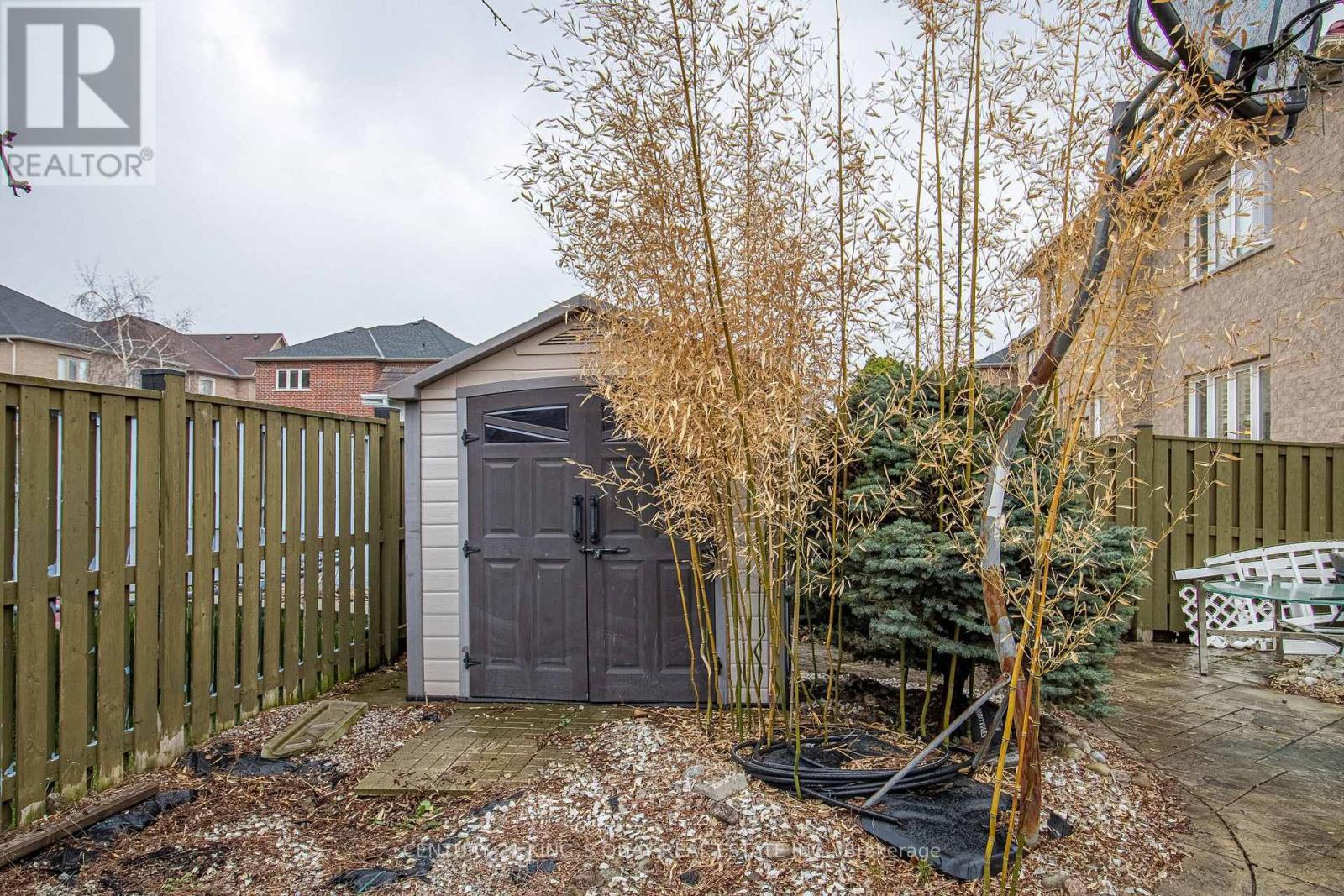 6 Messina Avenue, Brampton, Ontario  L6Y 0M6 - Photo 48 - W13009830