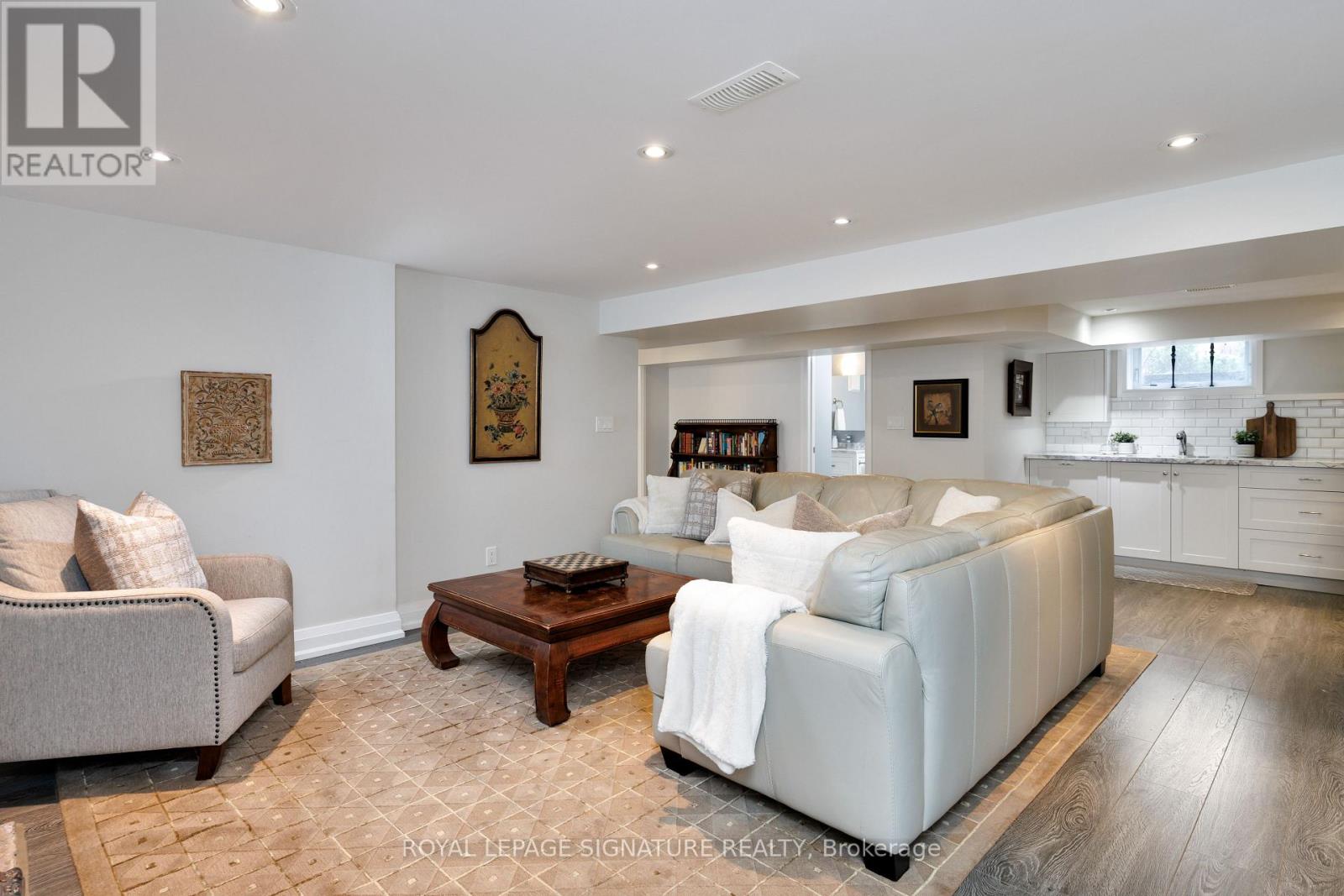 25 Varley Lane, Toronto (Kingsway South), Ontario  M8X 0A9 - Photo 24 - W13009832