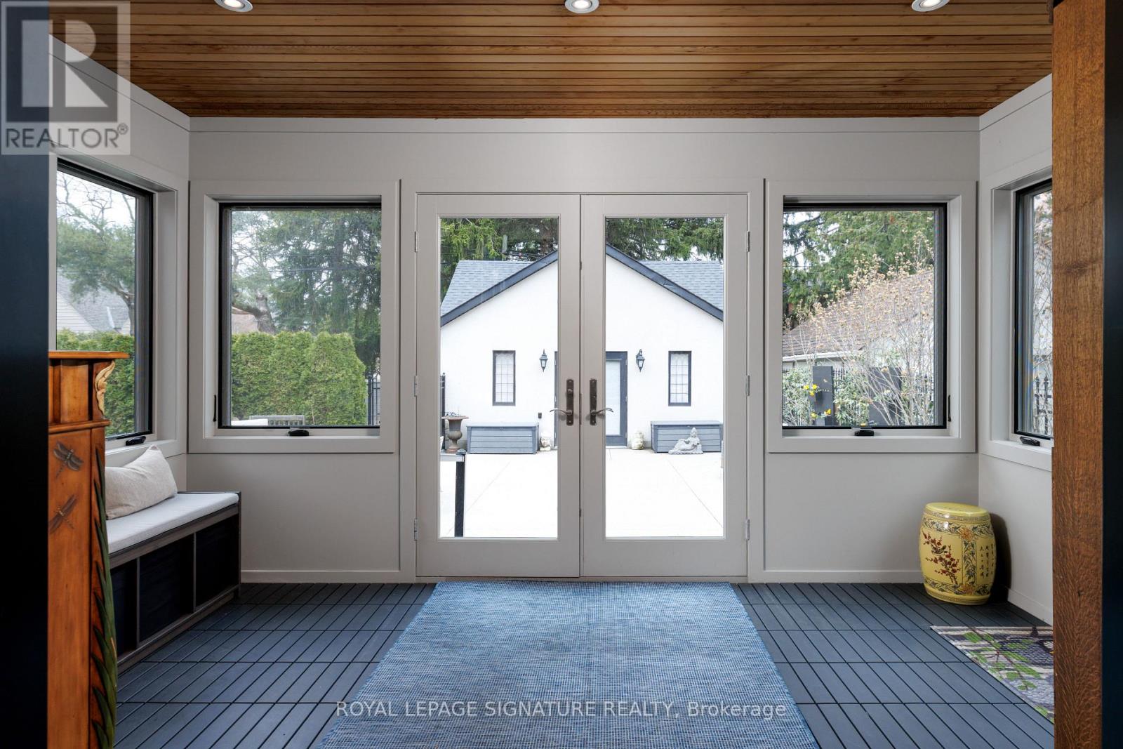 25 Varley Lane, Toronto (Kingsway South), Ontario  M8X 0A9 - Photo 32 - W13009832