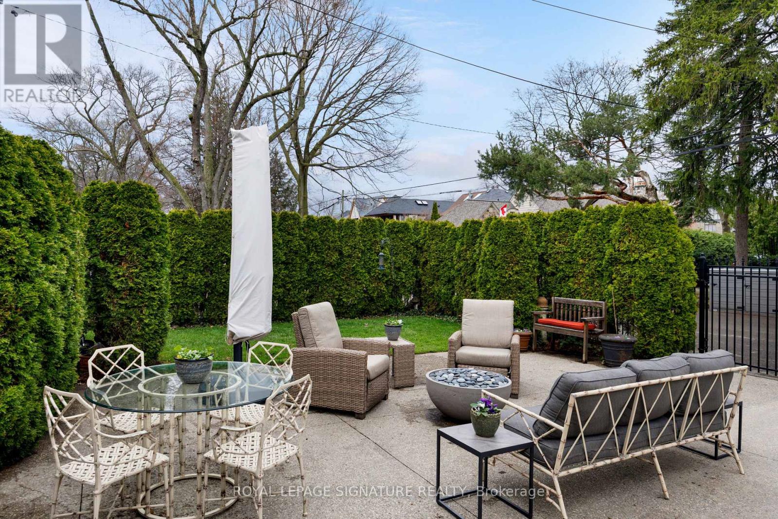 25 Varley Lane, Toronto (Kingsway South), Ontario  M8X 0A9 - Photo 34 - W13009832