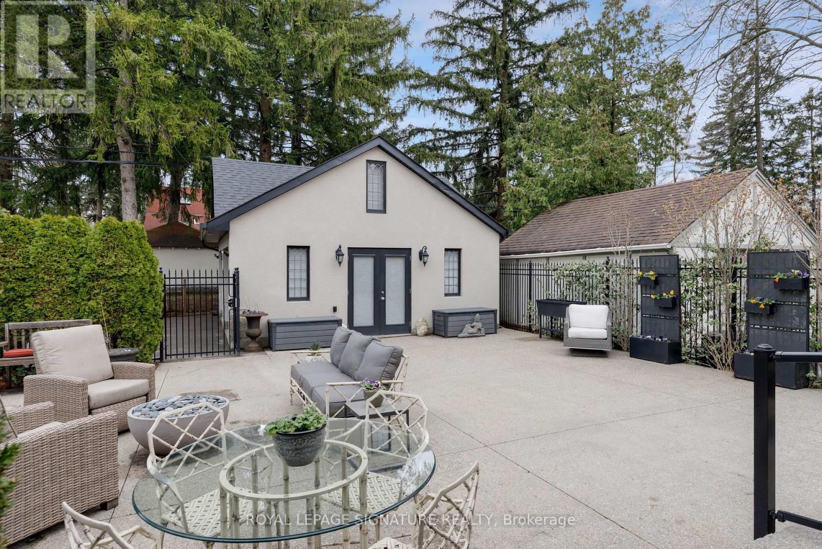 25 Varley Lane, Toronto (Kingsway South), Ontario  M8X 0A9 - Photo 35 - W13009832