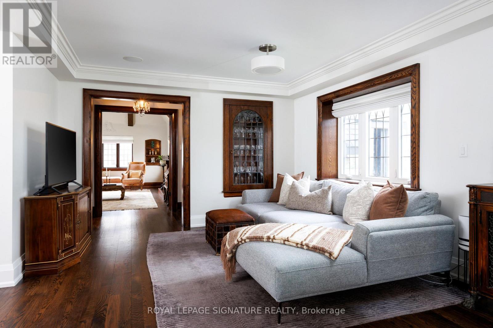 25 Varley Lane, Toronto (Kingsway South), Ontario  M8X 0A9 - Photo 6 - W13009832