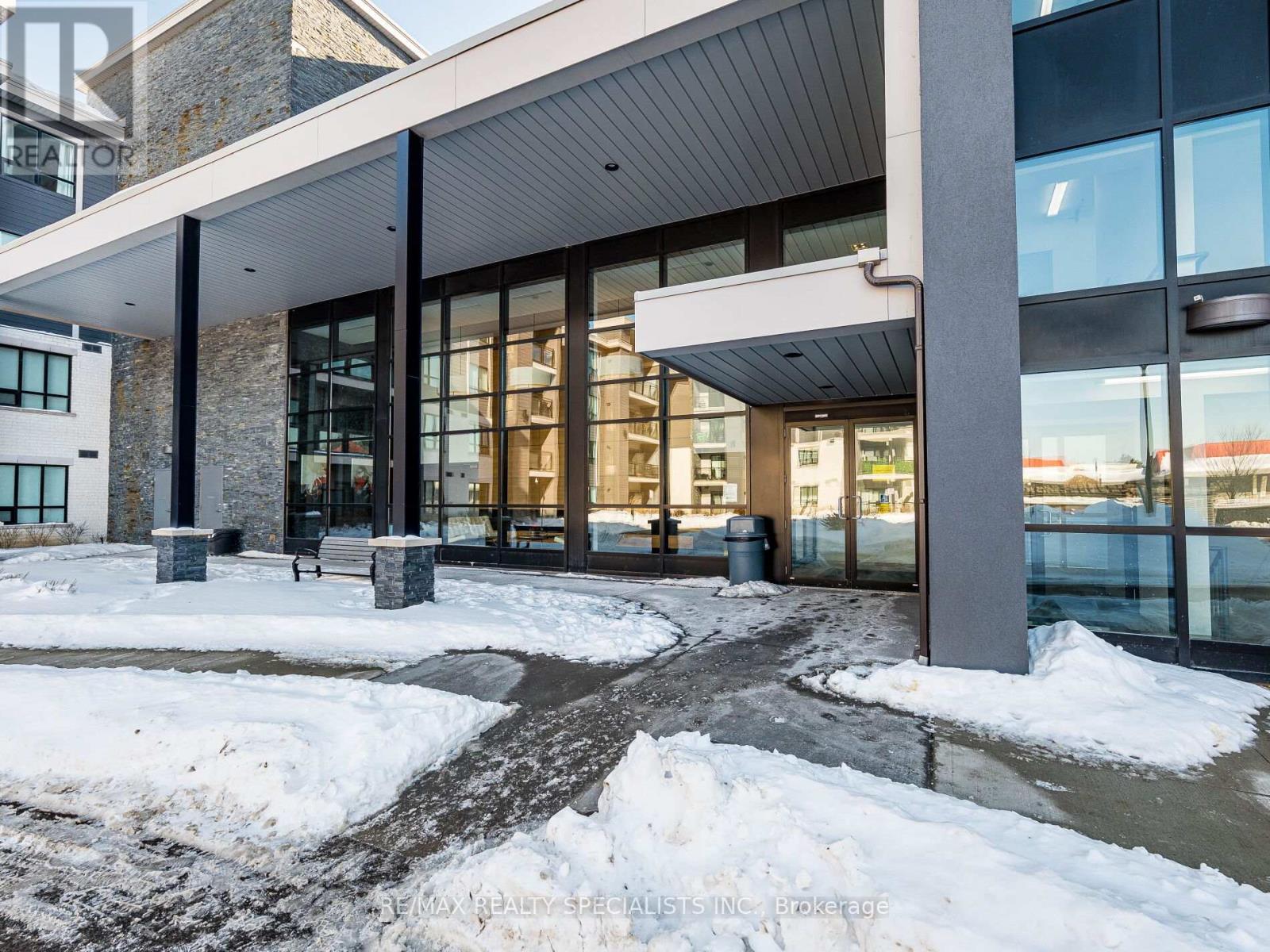 131 - 3170 Erin Mills Parkway, Mississauga, Ontario L5L 0B6 - Photo 4 - W13009846