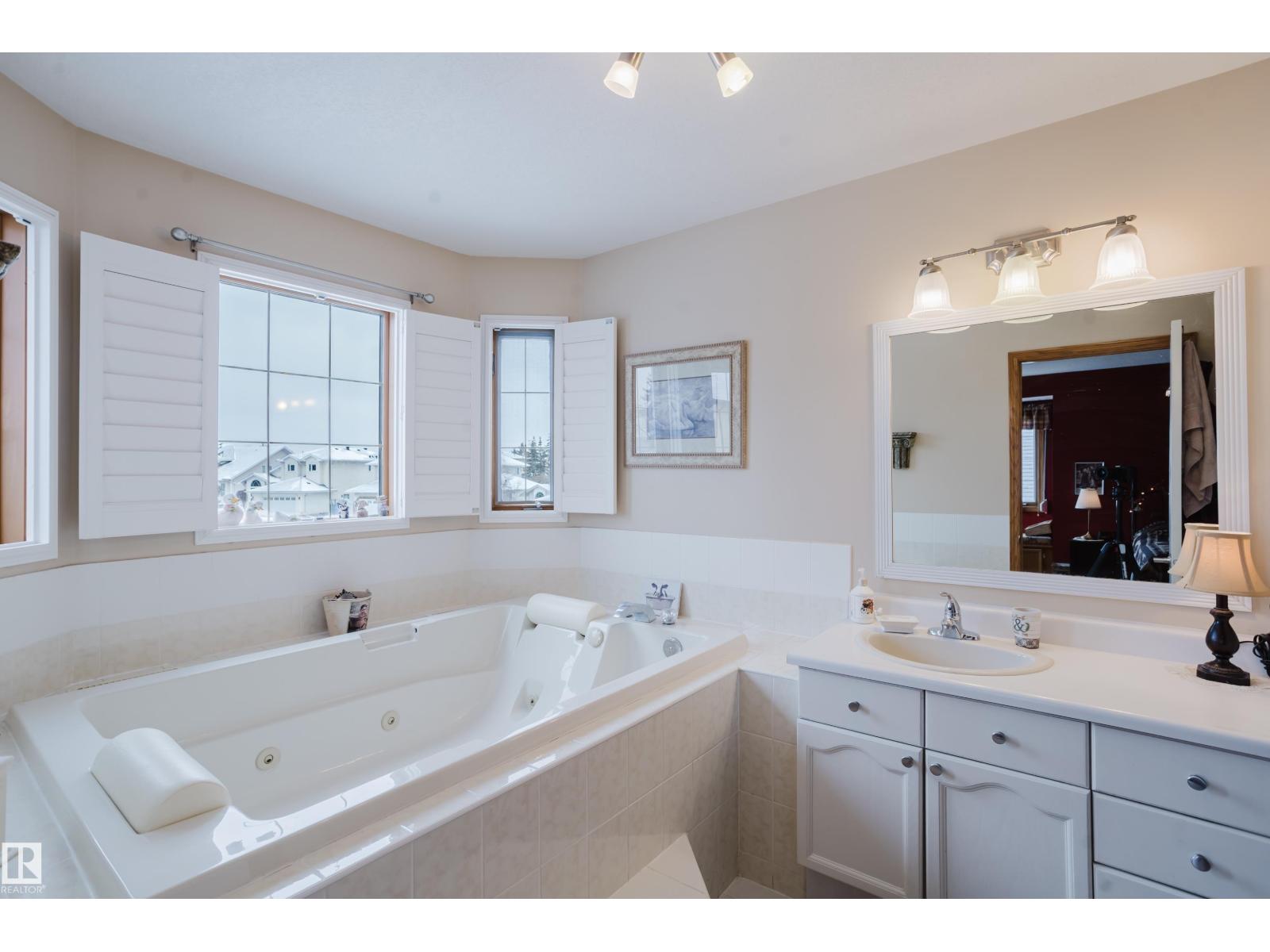 4204 48 St Nw, Edmonton, Alberta  T6L 6J5 - Photo 28 - E4482699