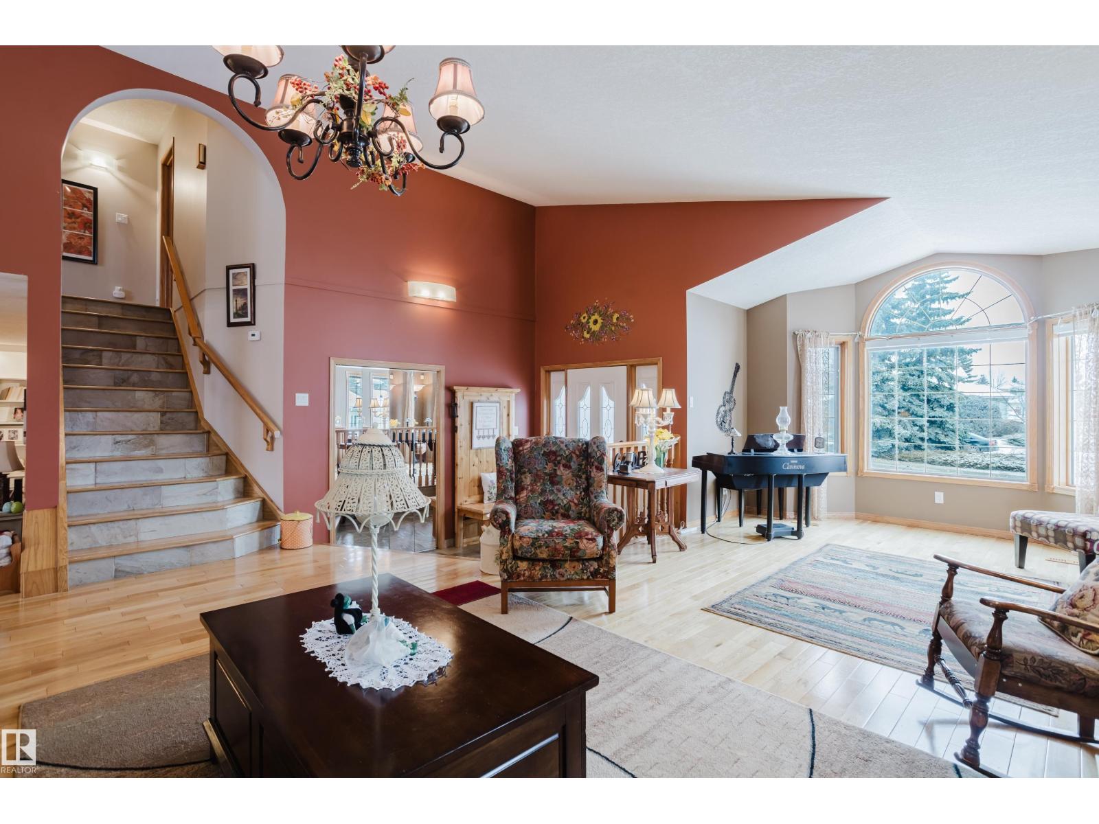 4204 48 St Nw, Edmonton, Alberta  T6L 6J5 - Photo 4 - E4482699