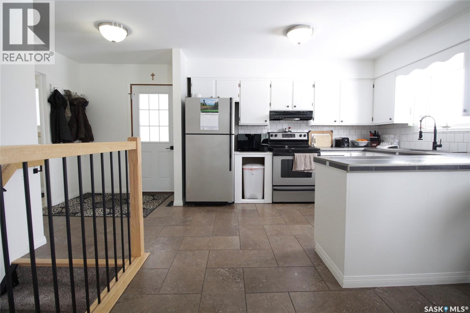 209 Edmonton Street, Rocanville, Saskatchewan  S0A 3L0 - Photo 8 - SK033170