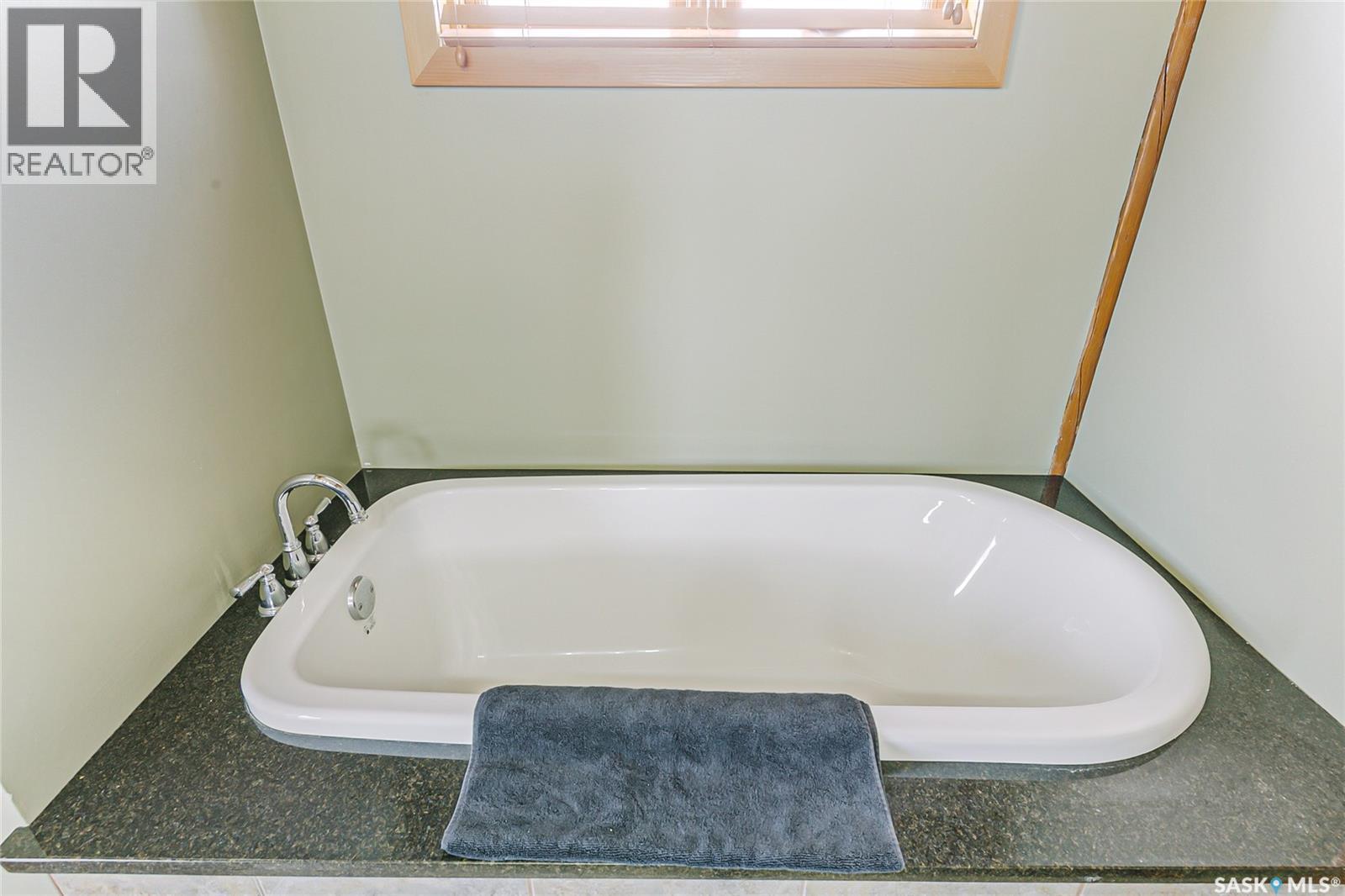 112-114 Dogwood Drive, Regina Beach, Saskatchewan  S0G 4C0 - Photo 25 - SK033058