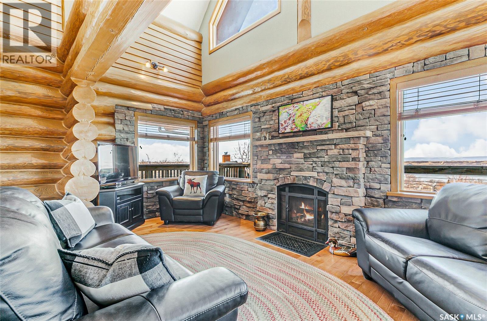 112-114 Dogwood Drive, Regina Beach, Saskatchewan  S0G 4C0 - Photo 3 - SK033058