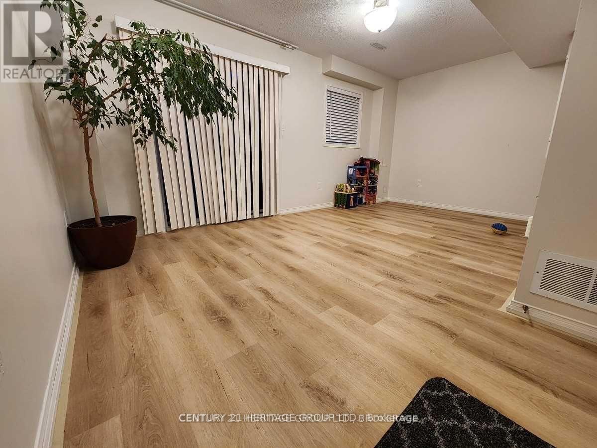 99 Lucena Crescent, Vaughan, Ontario  L6A 2W4 - Photo 24 - N13004448