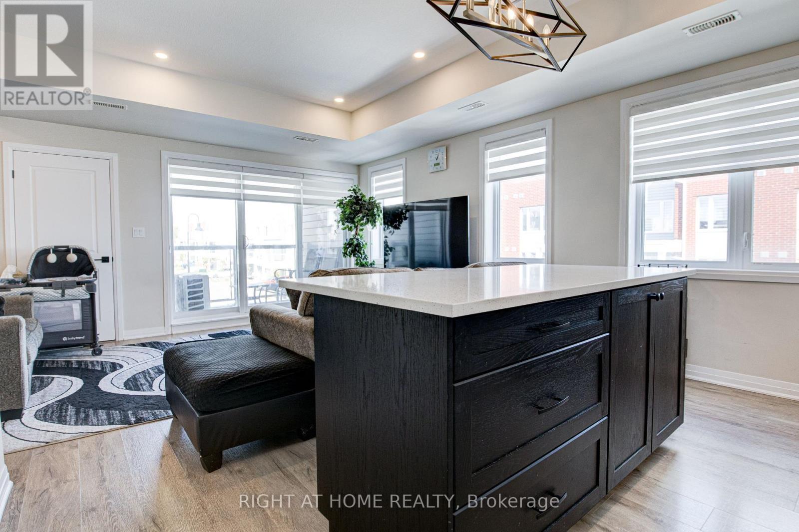 34 Vitality Drive, Kitchener, Ontario  N2R 0R7 - Photo 20 - X12958372