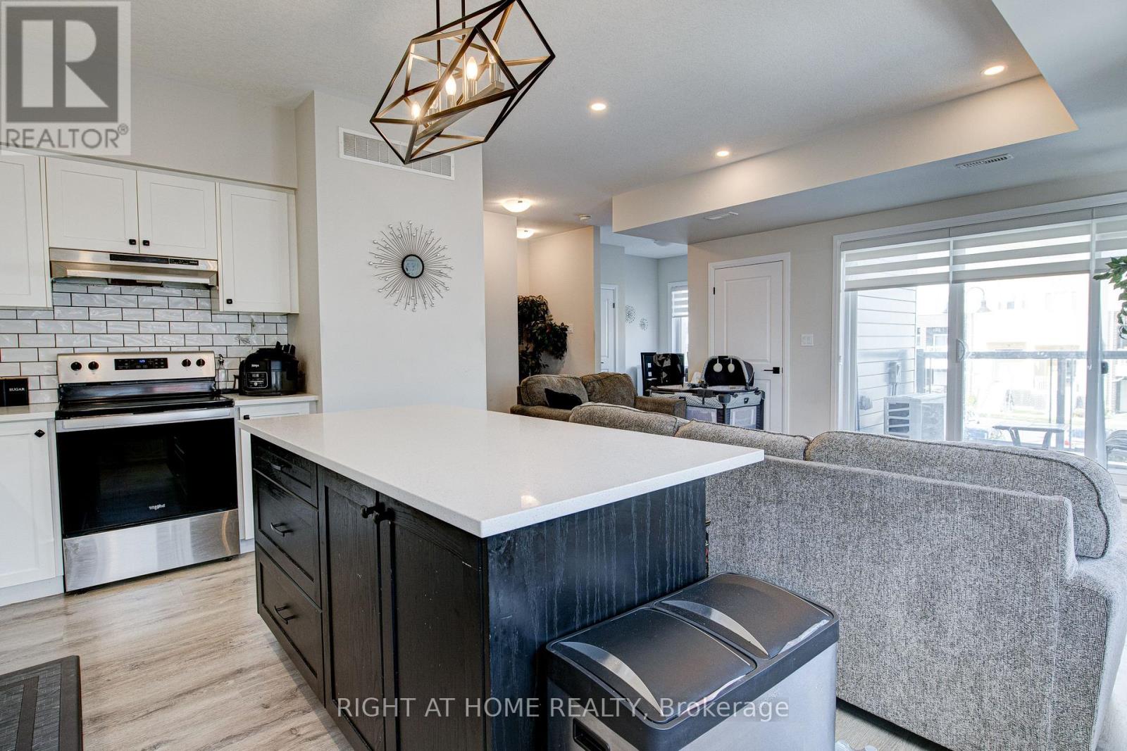 34 Vitality Drive, Kitchener, Ontario  N2R 0R7 - Photo 13 - X12958372