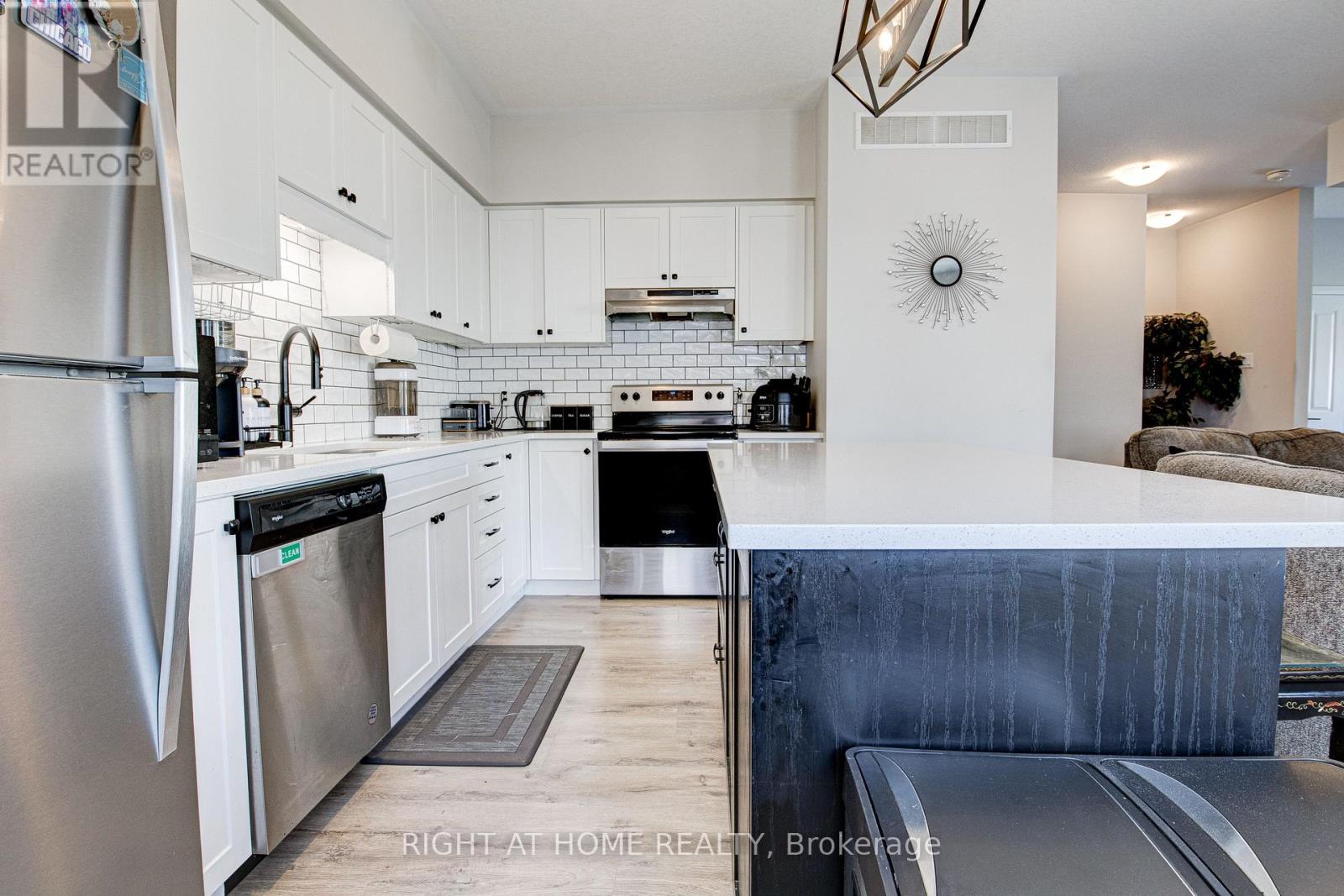 34 Vitality Drive, Kitchener, Ontario  N2R 0R7 - Photo 14 - X12958372