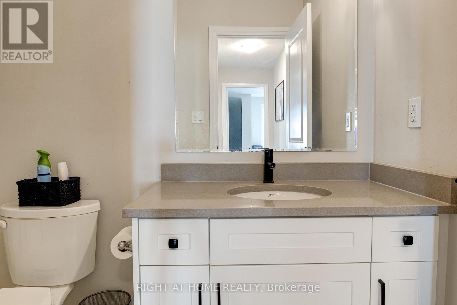 34 Vitality Drive, Kitchener, Ontario  N2R 0R7 - Photo 49 - X12958372