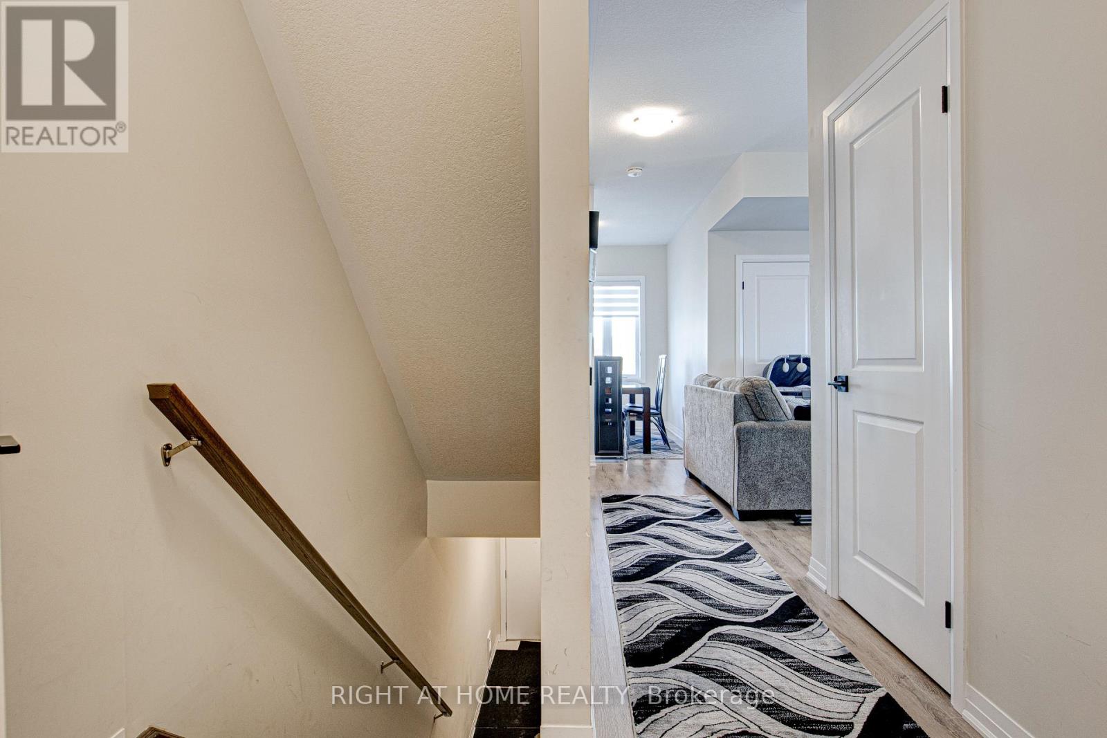 34 Vitality Drive, Kitchener, Ontario  N2R 0R7 - Photo 7 - X12958372