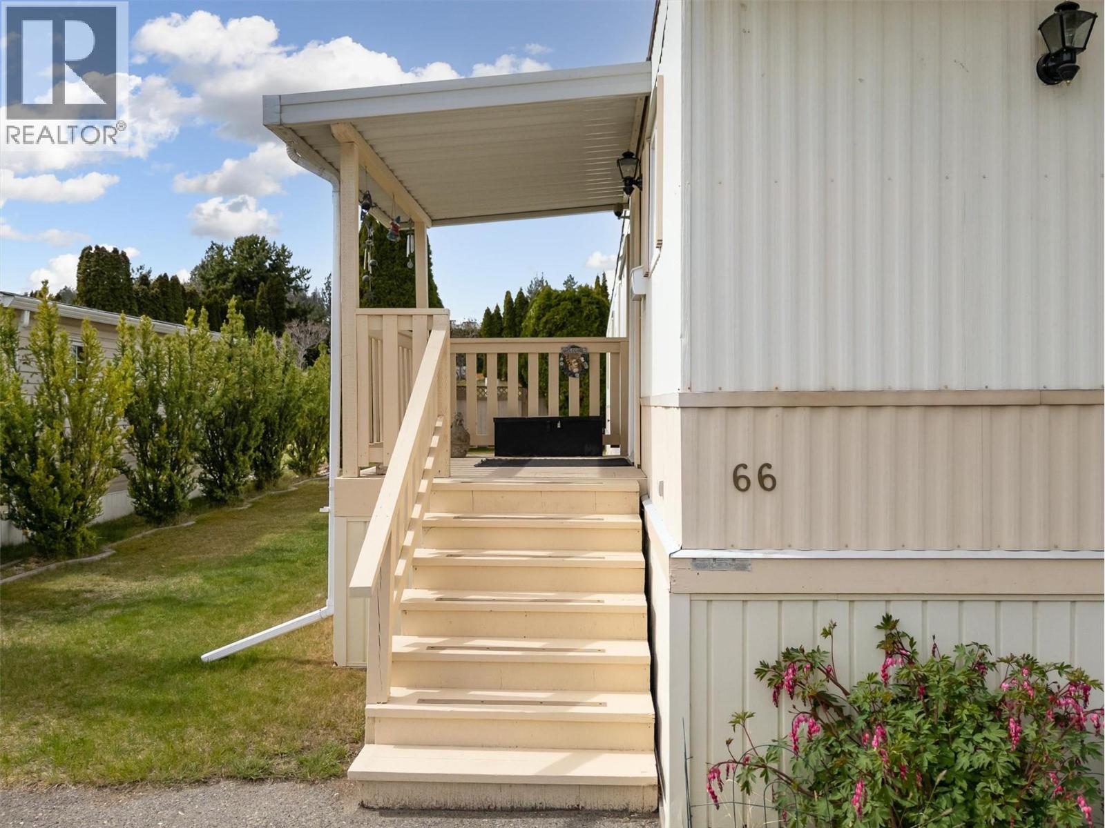 1929 97 Highway S Unit# 66, West Kelowna, British Columbia  V1Z 2Z1 - Photo 7 - 10383105