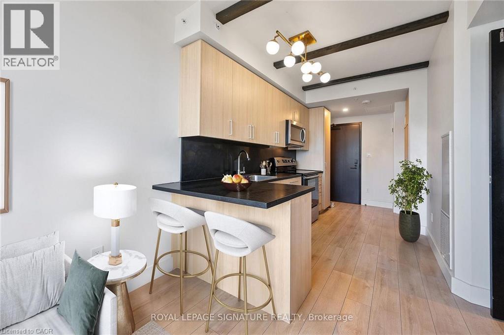 145 Columbia Street W Unit# 1135, Waterloo, Ontario  N2L 0K7 - Photo 2 - 40821710