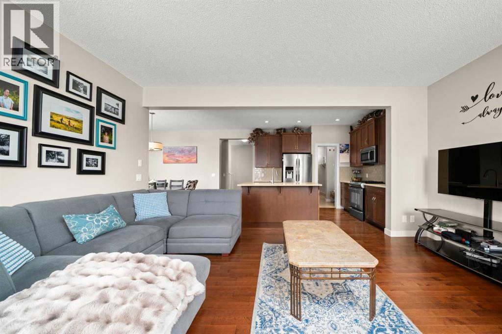 49 Evansview Manor Nw, Calgary, Alberta  T3P 0J7 - Photo 5 - A2289759