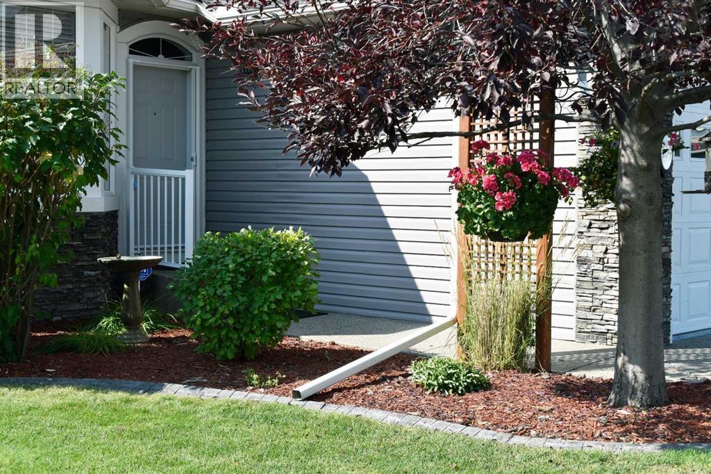 160 Sienna Passage, Chestermere, Alberta  T1X 0B6 - Photo 3 - A2295500